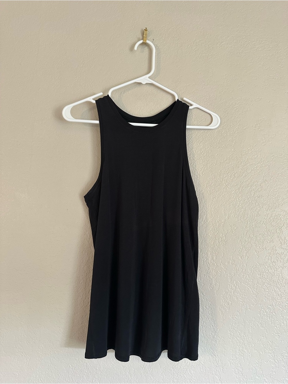 Lululemon All Tied Up Tank Size 6